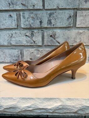 Joan and David Tan Kitten Heels - Size 9.5